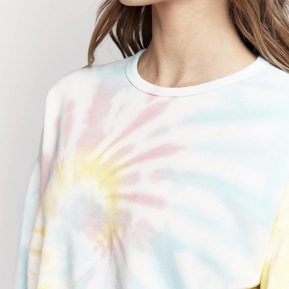 NWT Heart & Hips light weight fleece sweatshirt - Picture 2 of 4